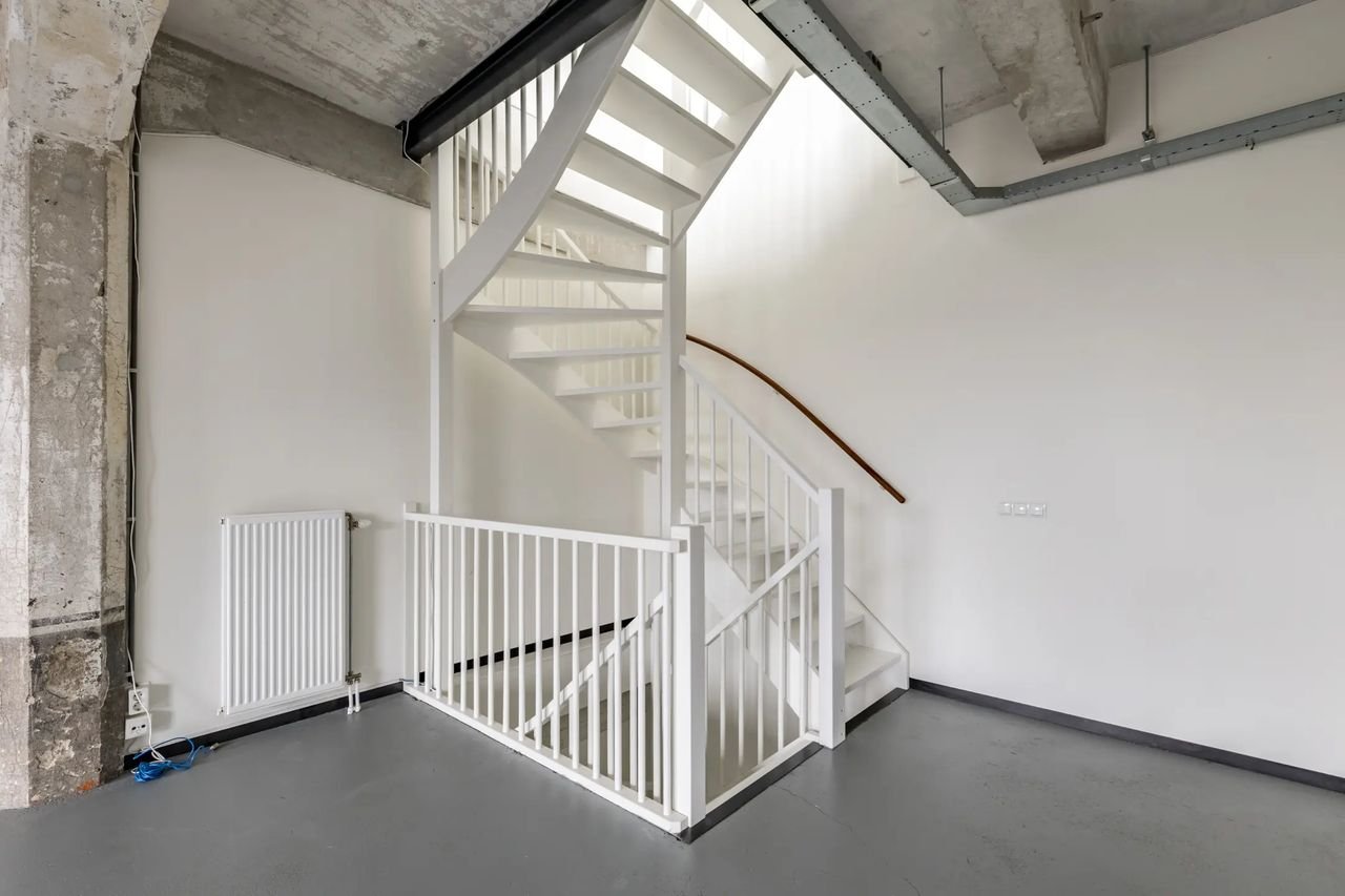 Industrial triplex on KVL site - Image 20