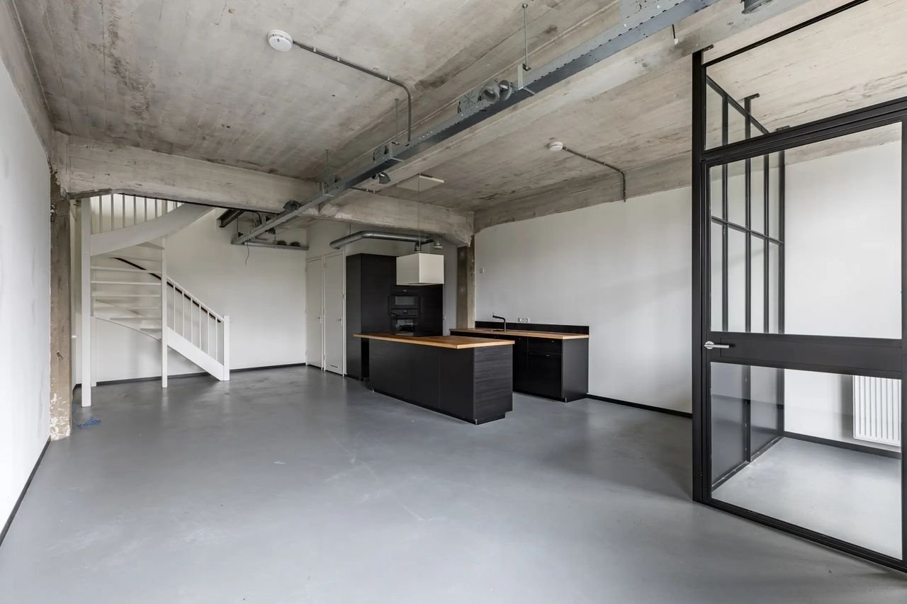 Industrial triplex on KVL site - Image 7