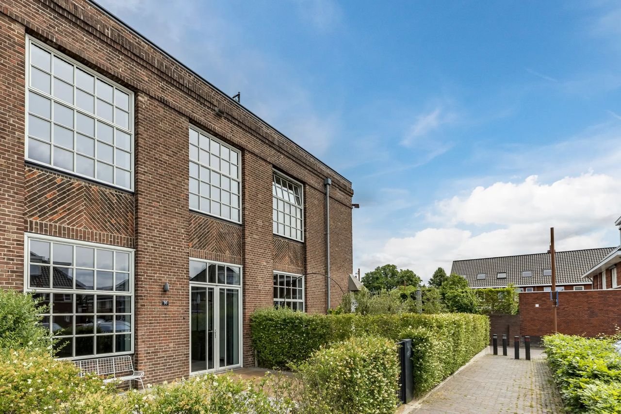 Industrial triplex on KVL site - Image 35