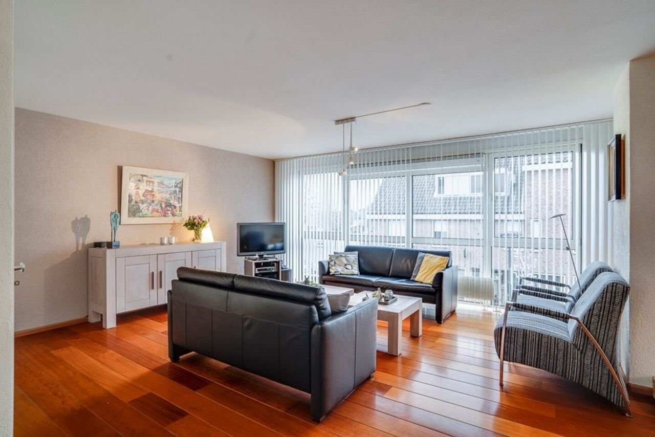 Royaal wonen in Reuver: 140m² en dakterras - Afbeelding 3