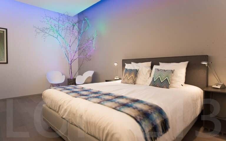 Modern loft in Eindhoven city center with private parking - Image 4