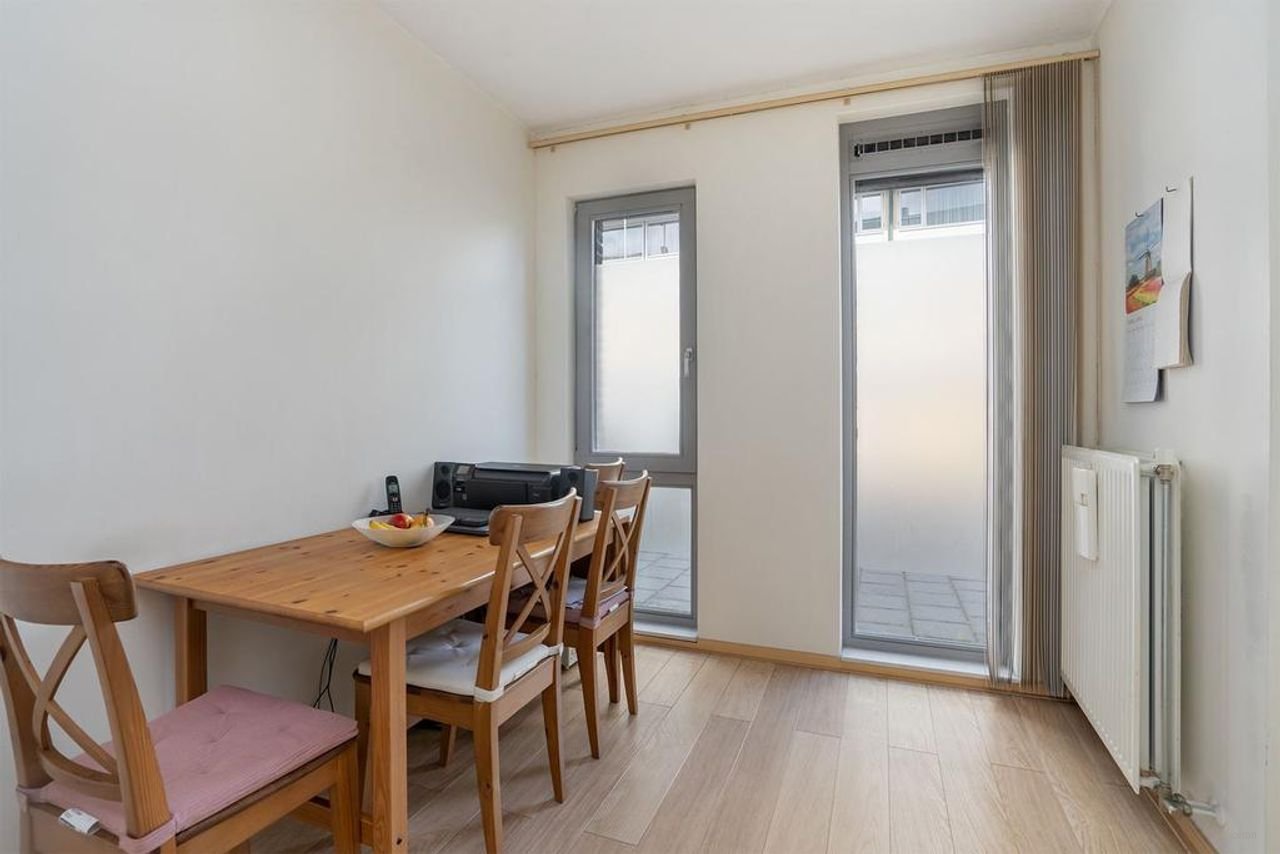 Corner house with roof terrace in Zaandam South - Image 17