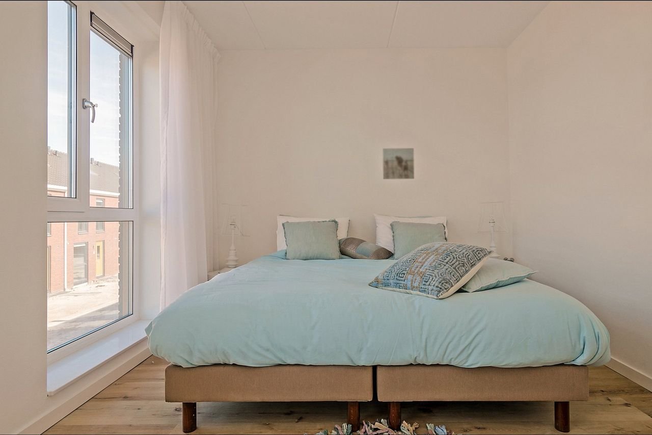 Spacious home with heat pump in De Draai - Image 11