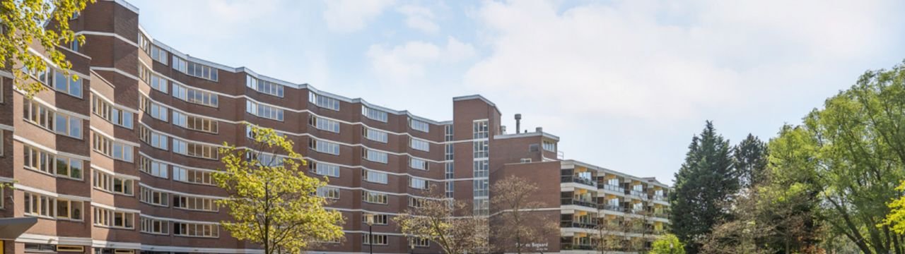 Lovely apartment with balcony in Rijswijk - Image 1