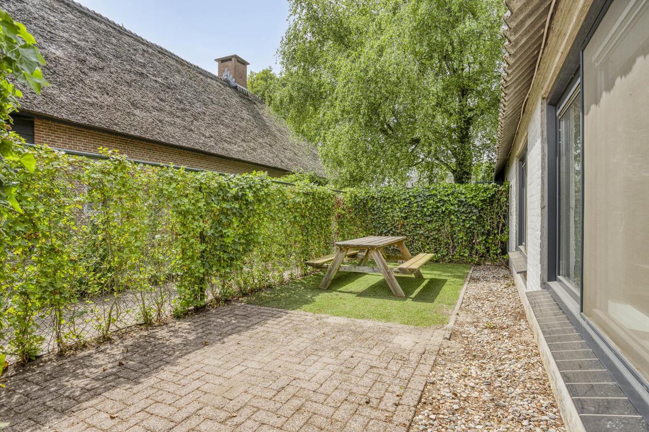 Furnished bungalow with garden in Moergestel - Image 1