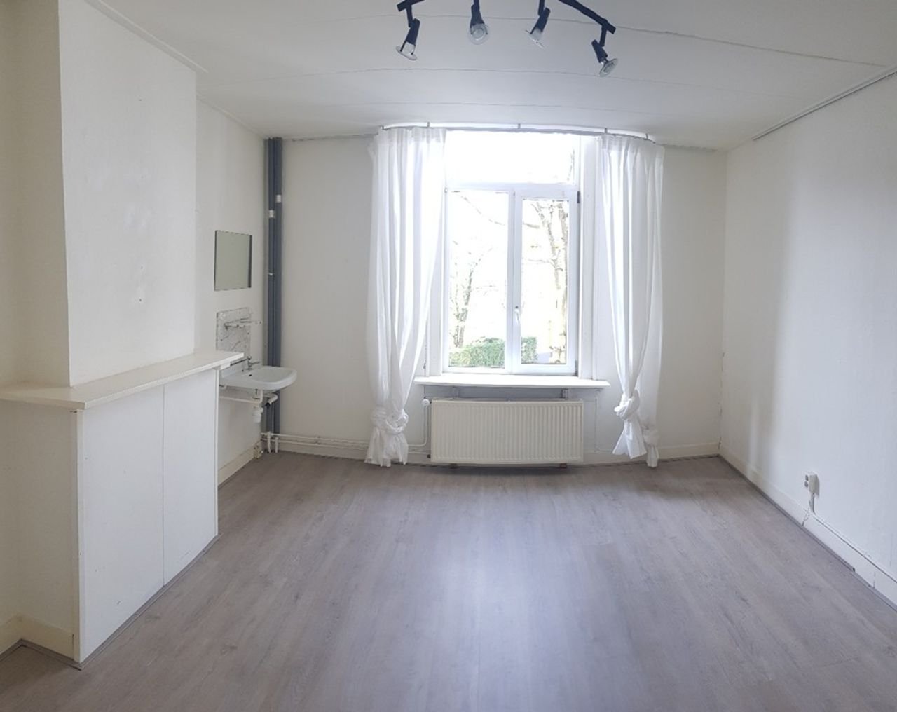 Kamer met hoog plafond in centrum Velp - Afbeelding 2