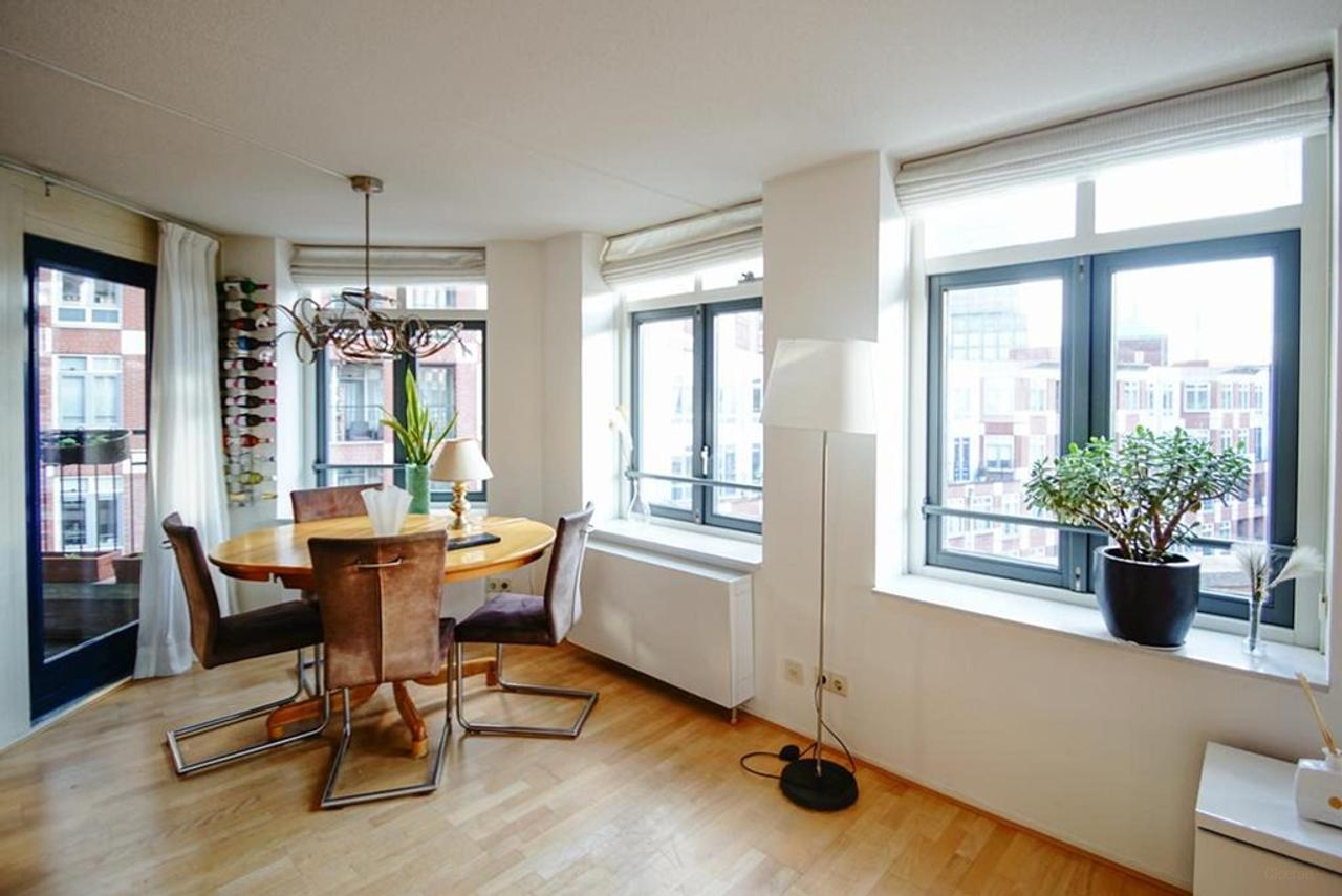 Apartment Muzenplein The Hague - Image 7