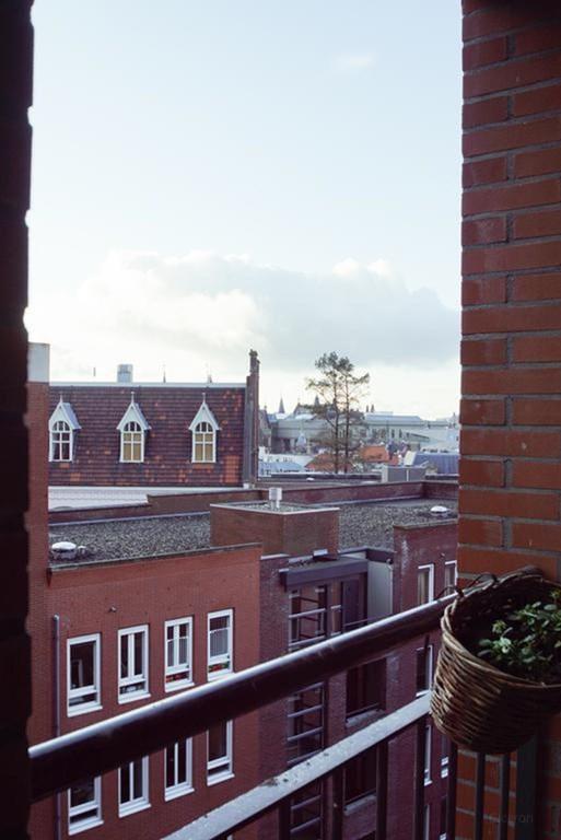 Apartment Muzenplein The Hague - Image 15