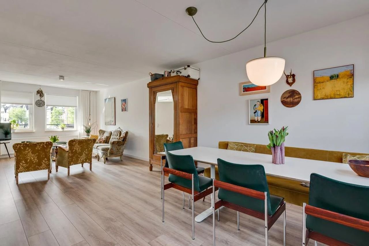 Spacious studio home in the heart of Welten - Image 10