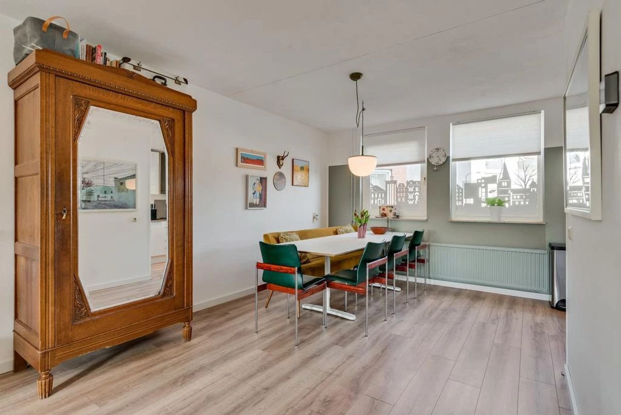 Spacious studio home in the heart of Welten - Image 8