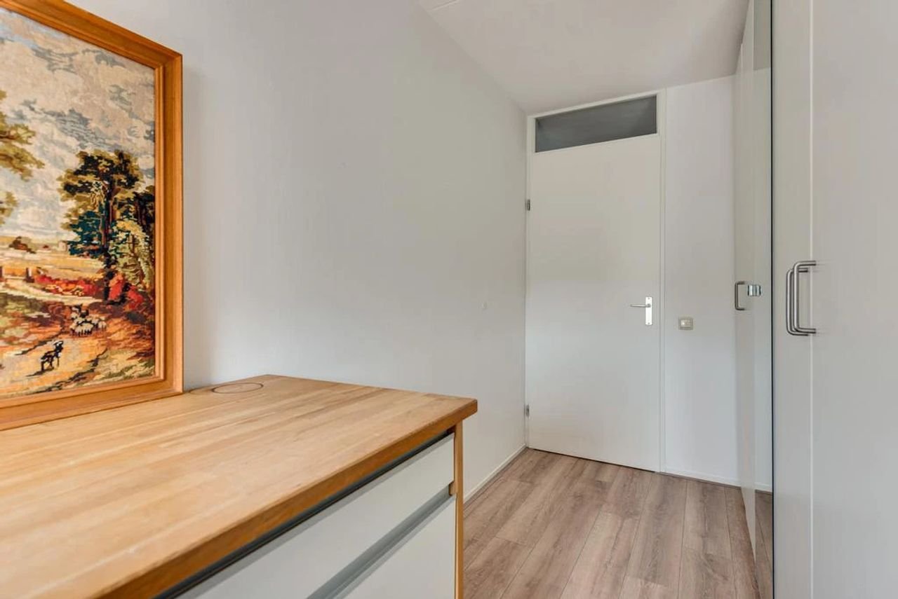 Spacious studio home in the heart of Welten - Image 21