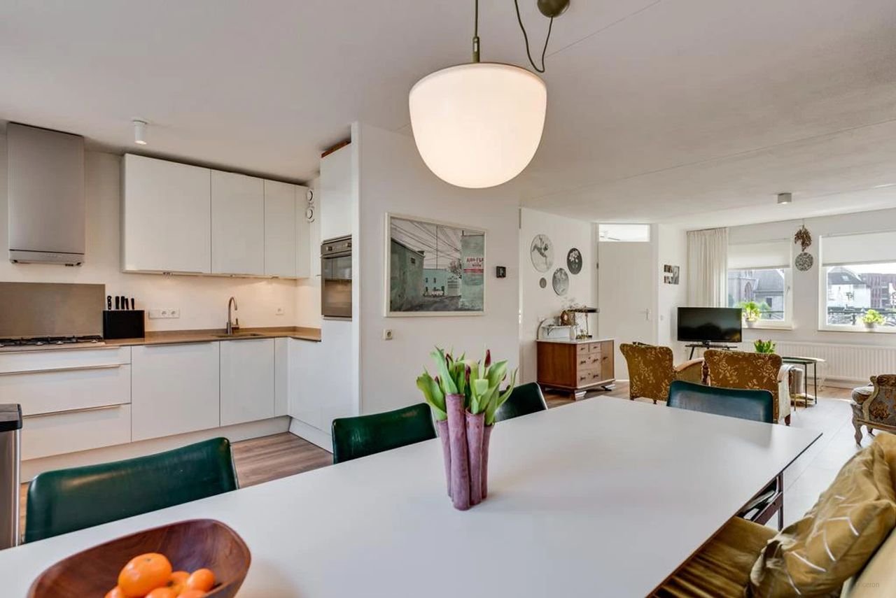 Spacious studio home in the heart of Welten - Image 11