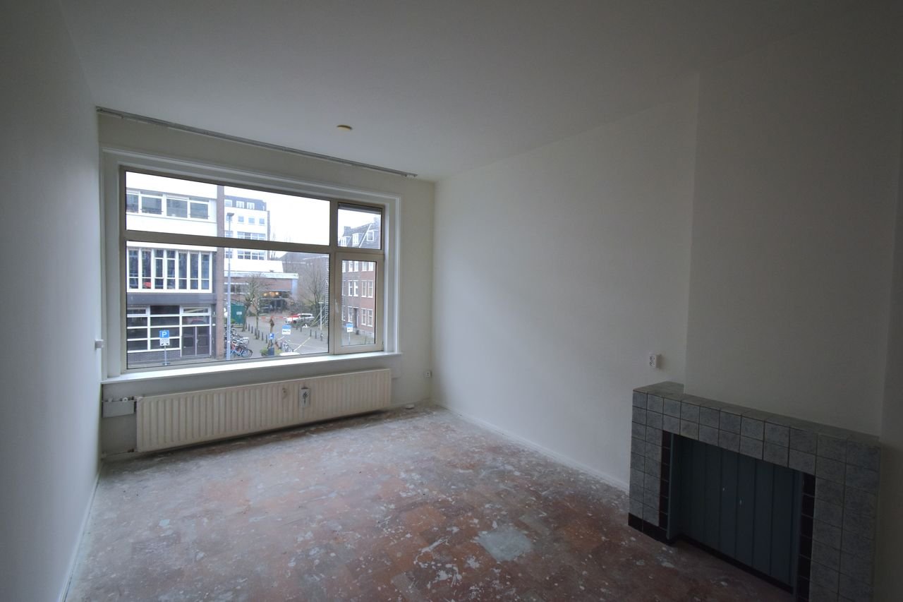 Karakteristiek 3-kamerappartement met balkon - Afbeelding 2