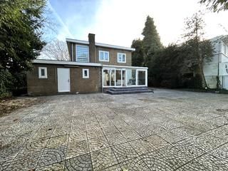 Vrijstaande villa met garage en grote tuin - Afbeelding 22