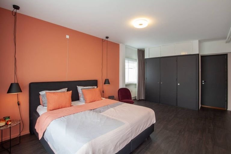 Design apartment on the Kruiskade (120 m²) - Image 5