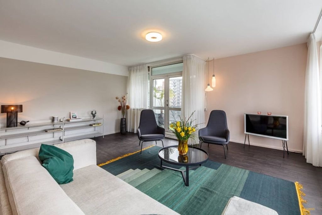 Design apartment on the Kruiskade (120 m²) - Image 2