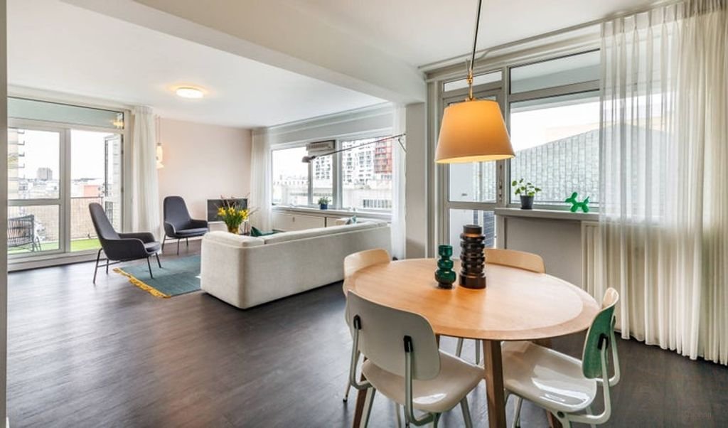 Design apartment on the Kruiskade (120 m²) - Image 3