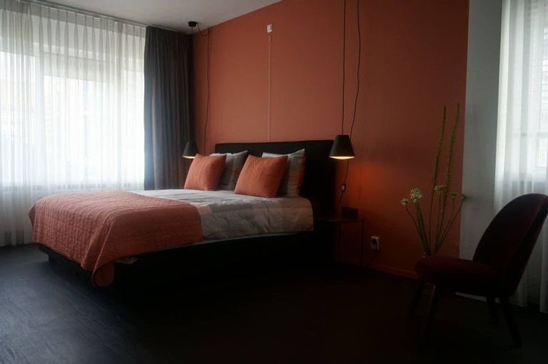 Design apartment on the Kruiskade (120 m²) - Image 6