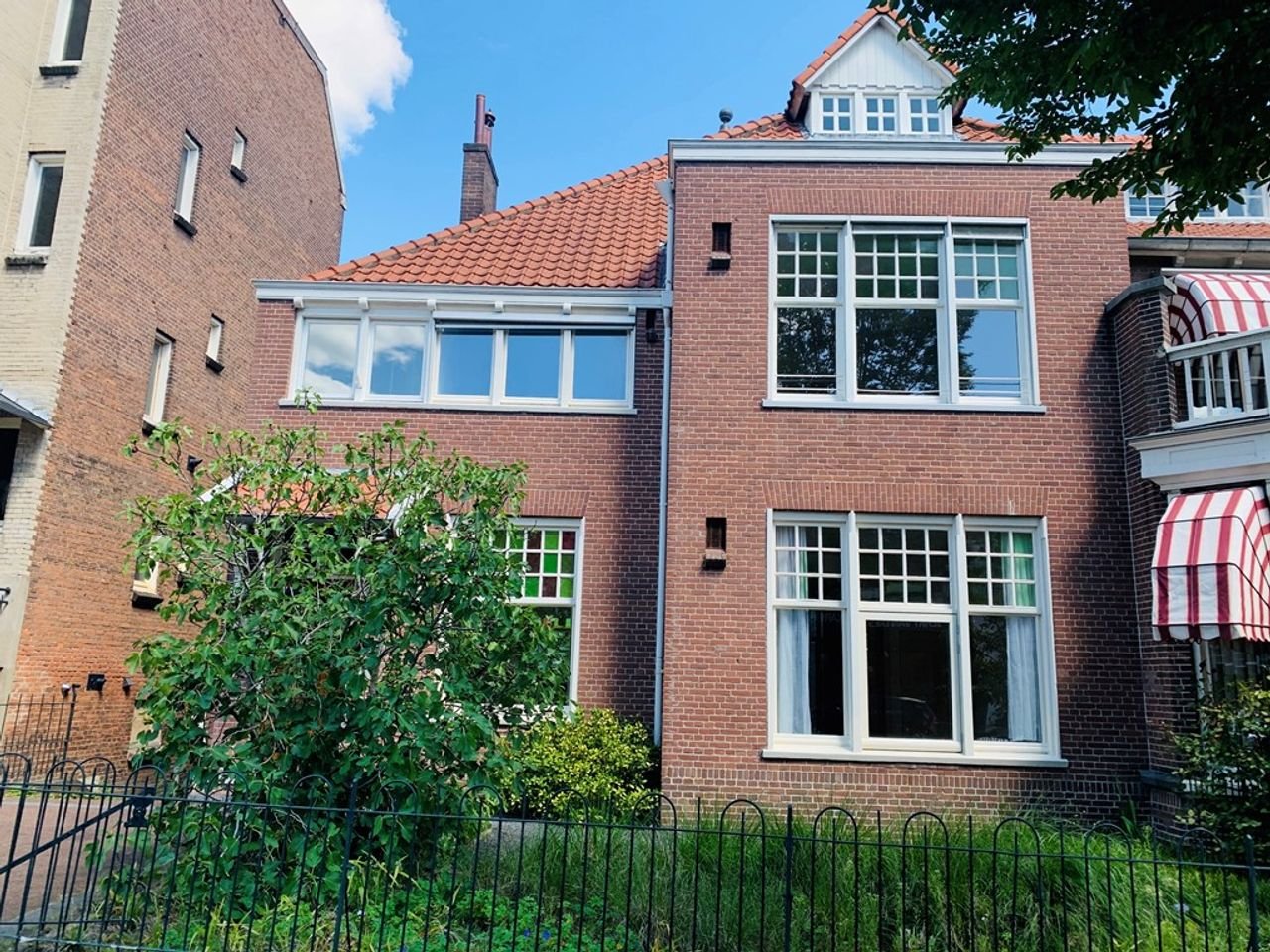 Spacious living (160m²) in the Burgemeesterswijk - Image 2