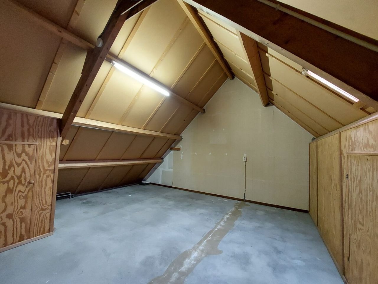 Ruim huis in centrum Valkenswaard met zonnepanelen - Afbeelding 12