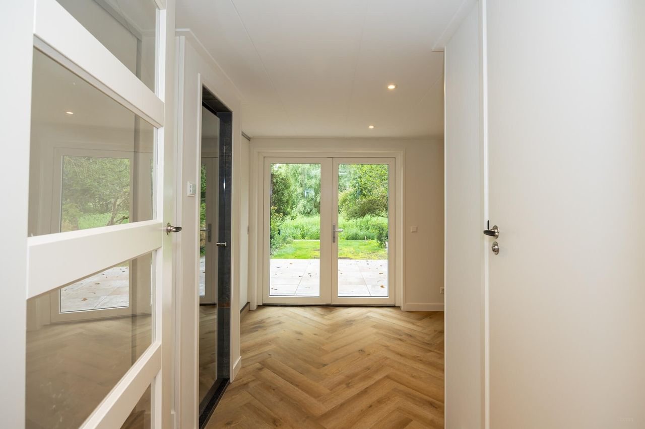 Vrijstaand wonen met eigen aanlegsteiger - Afbeelding 30