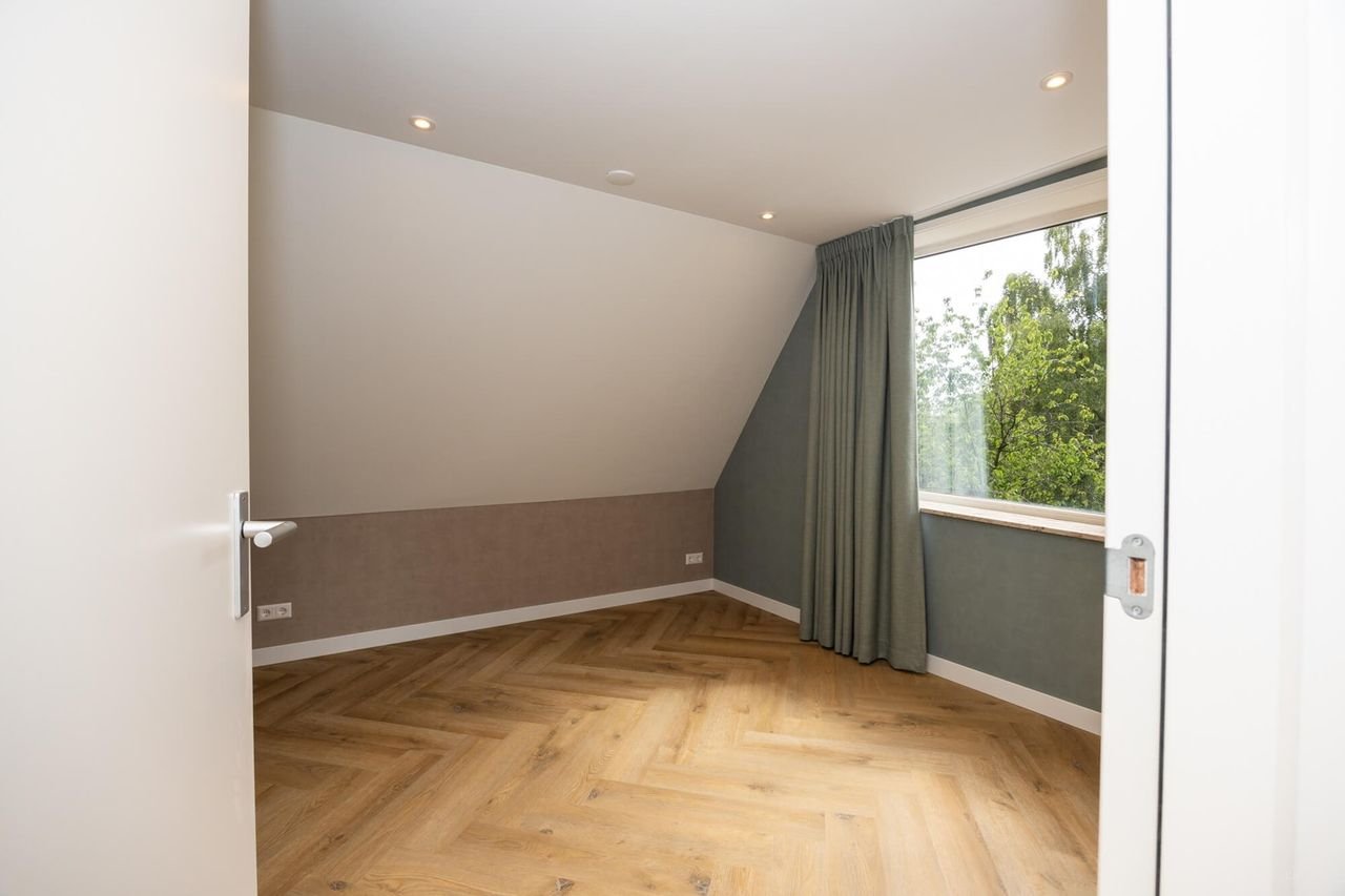 Vrijstaand wonen met eigen aanlegsteiger - Afbeelding 53