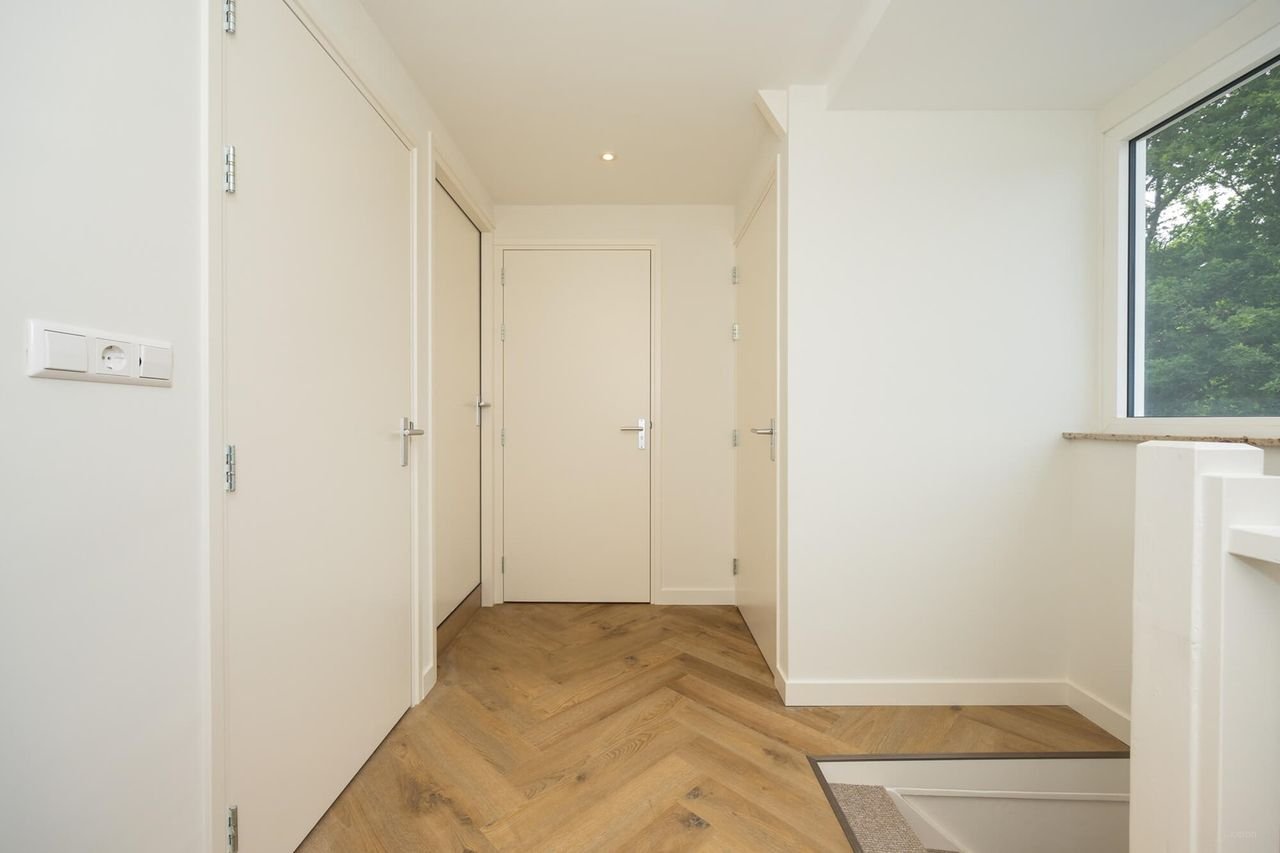 Vrijstaand wonen met eigen aanlegsteiger - Afbeelding 42