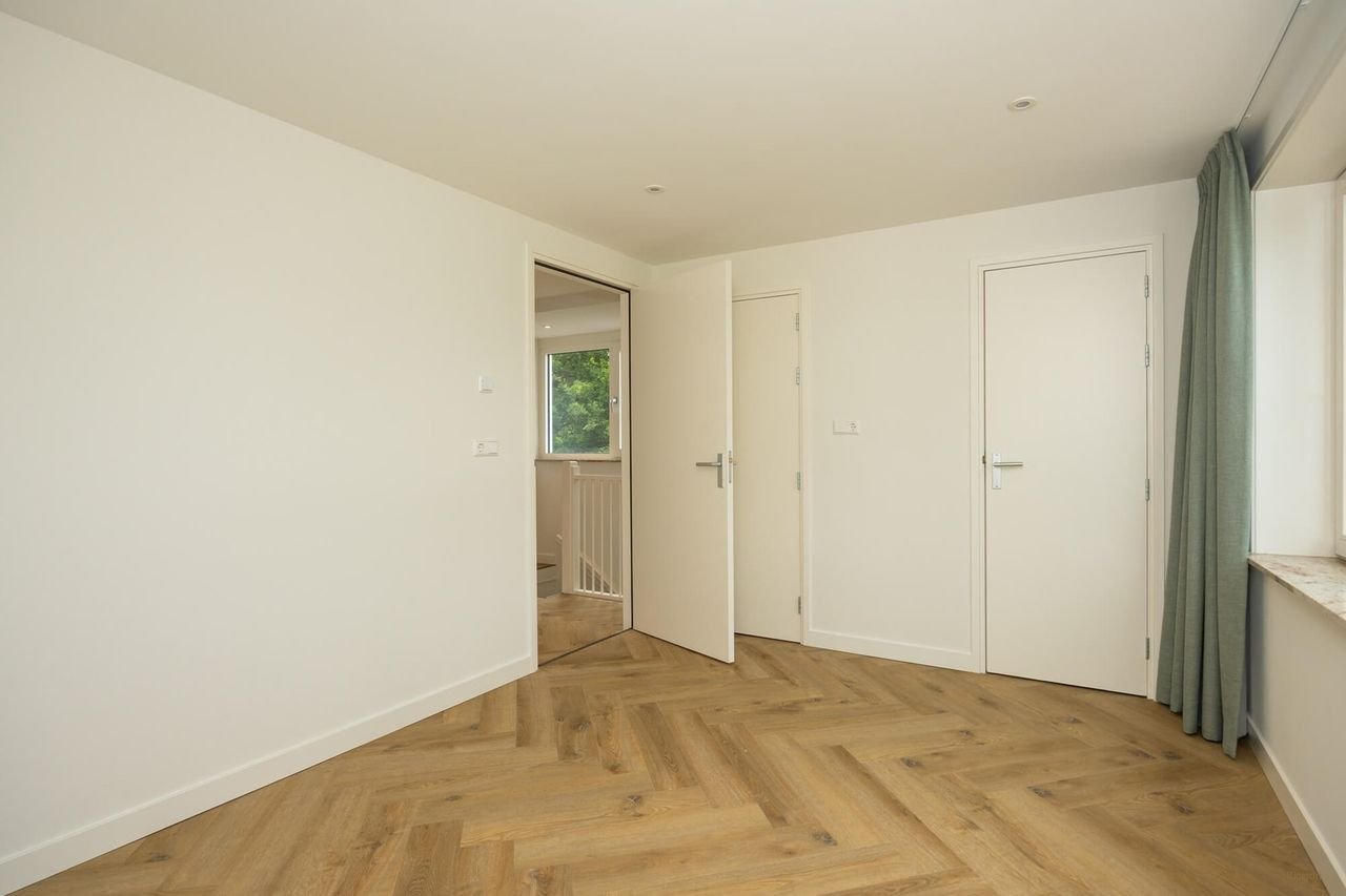 Vrijstaand wonen met eigen aanlegsteiger - Afbeelding 47