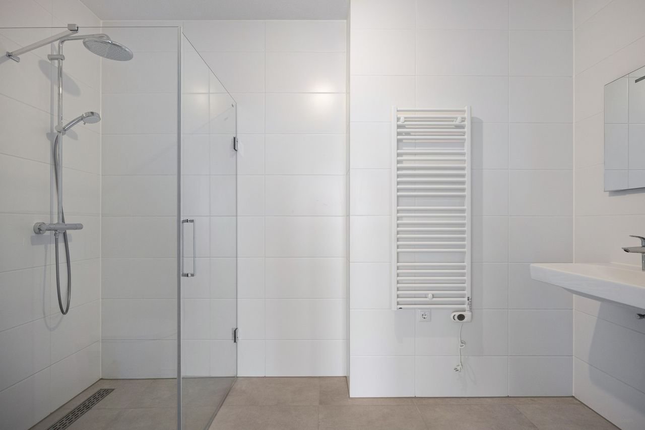 Spacious Corner Apartment De Ananas (A+++) - Image 24