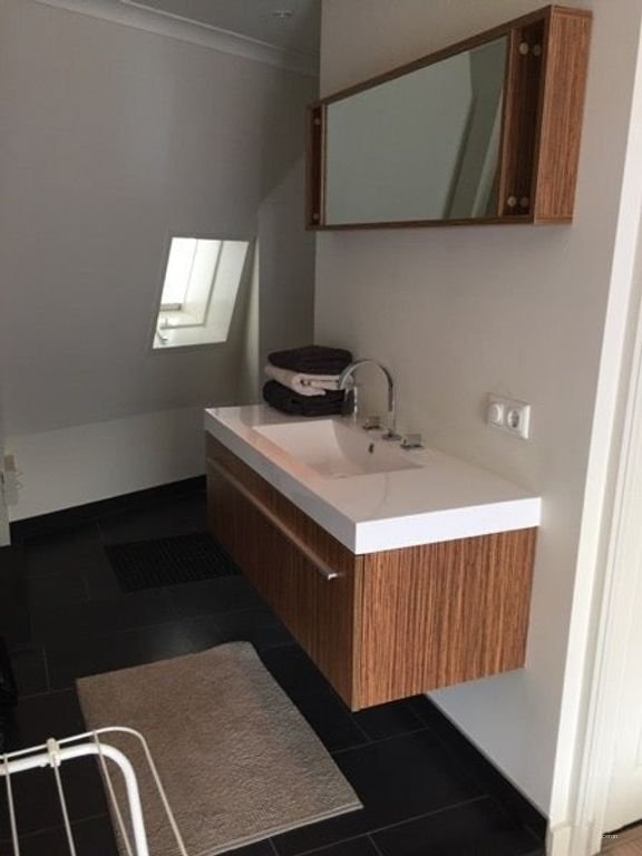 Furnished apartment in the heart of the city - Image 9