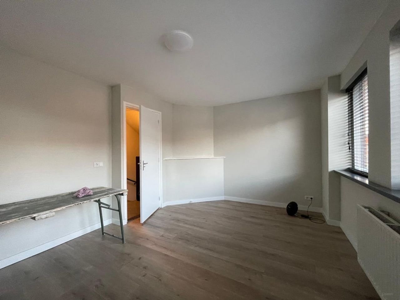 Gerenoveerde maisonnette met 3 slaapkamers - Afbeelding 3