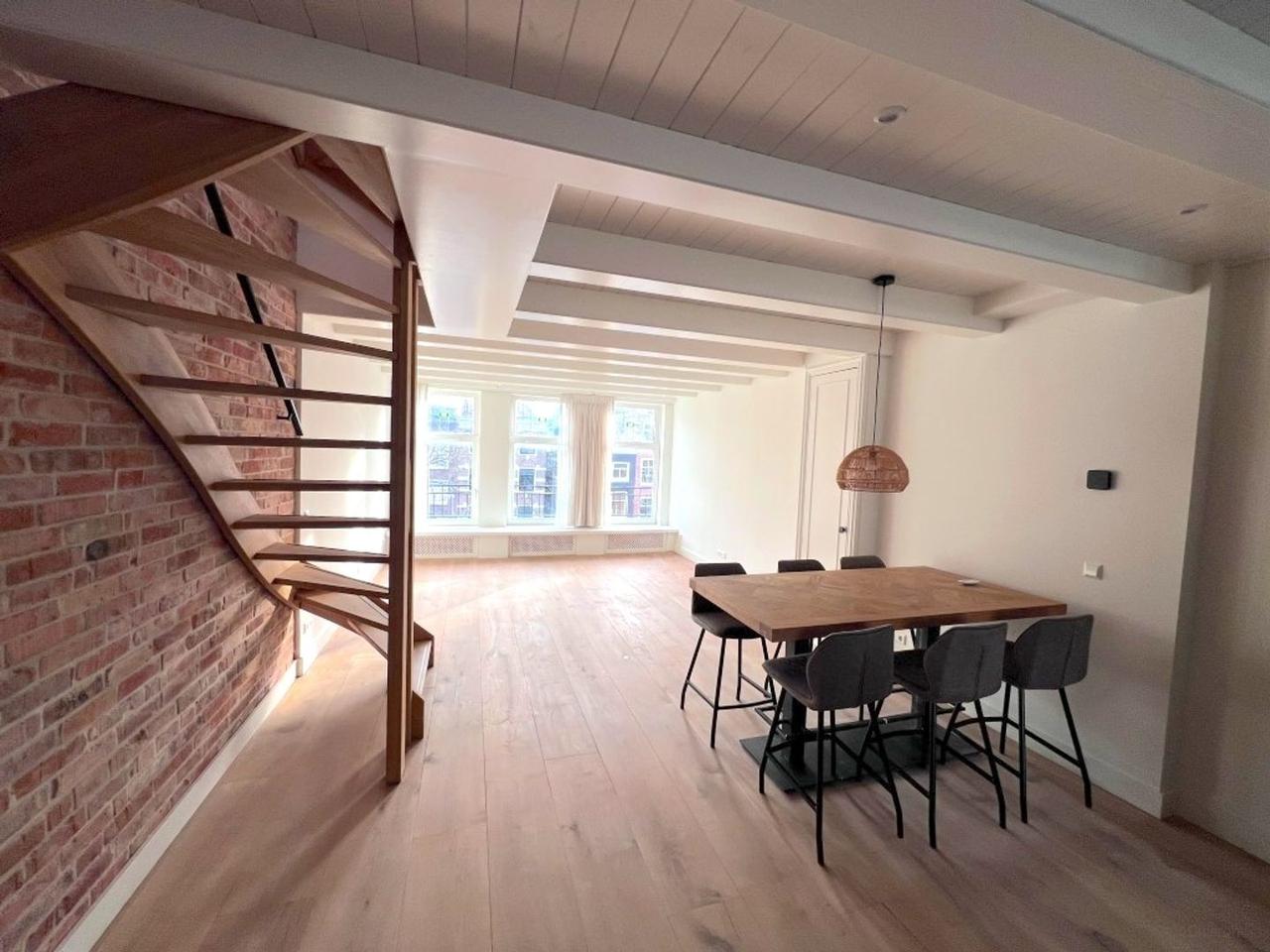 Three Bedrooms and Rooftop Terrace in Jordaan - Image 1