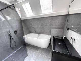 Three Bedrooms and Rooftop Terrace in Jordaan - Image 15