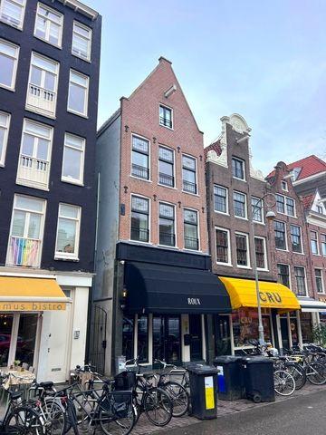 Three Bedrooms and Rooftop Terrace in Jordaan - Image 27