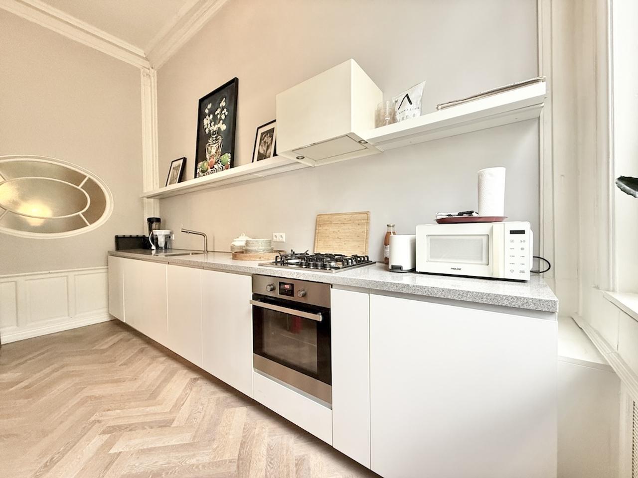 123 m² Furnished Living Near Vondelpark - Image 9