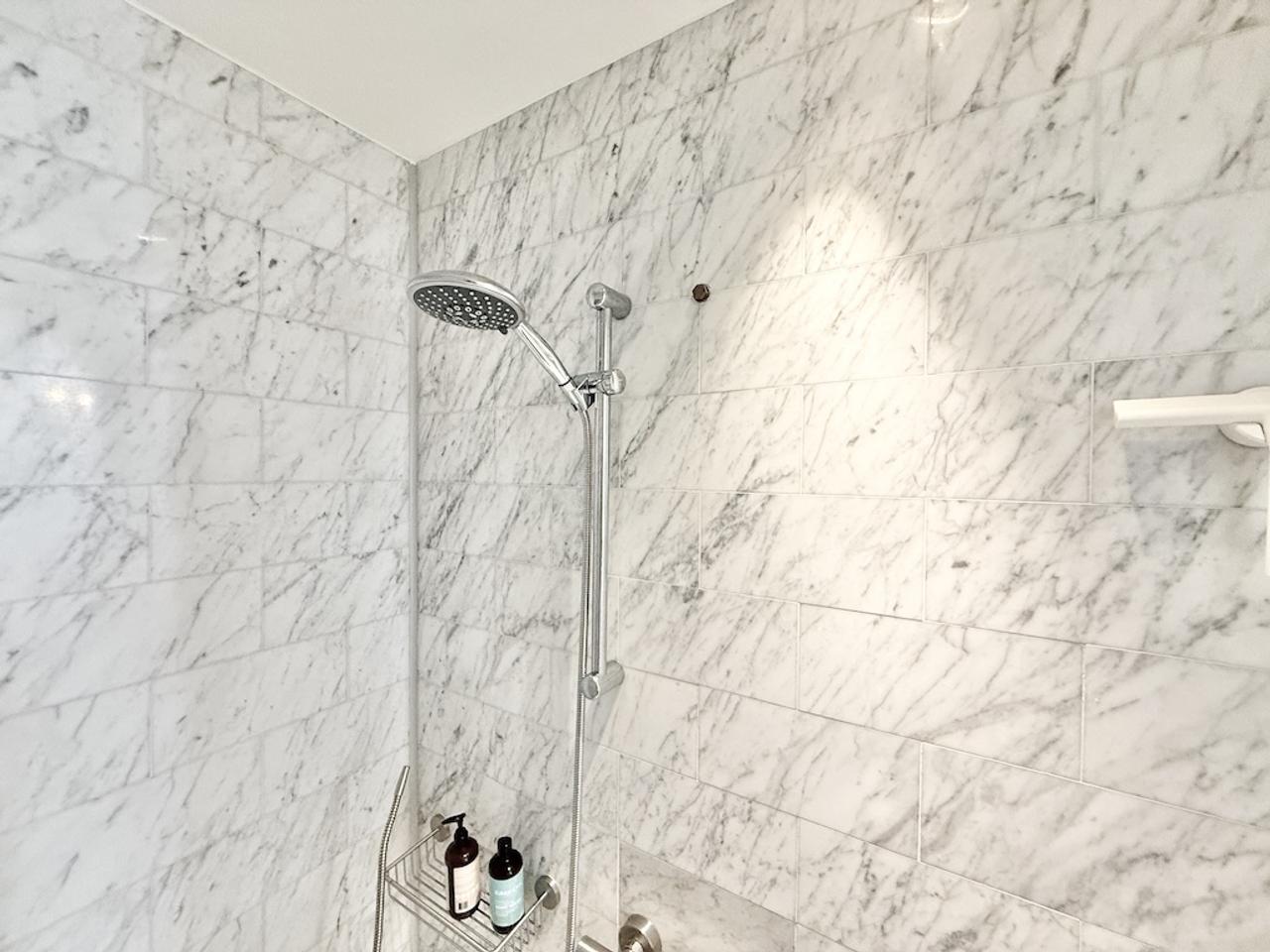 123 m² Furnished Living Near Vondelpark - Image 15