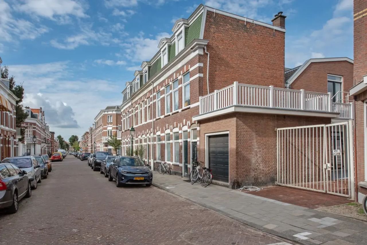 Ruim 4-kamerappartement bij het strand - Afbeelding 4
