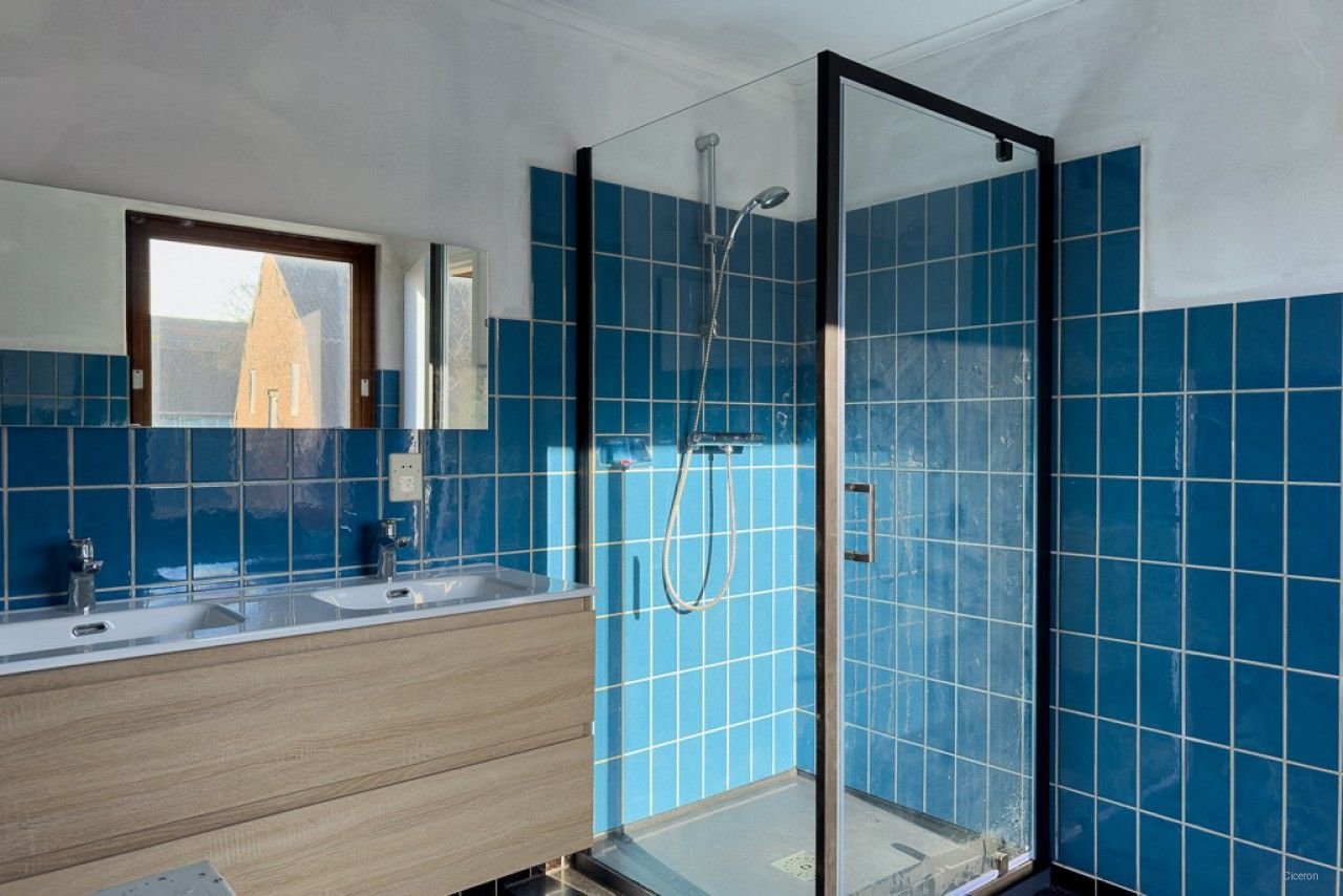 Fijne woning met garage en nieuwe keuken - Afbeelding 14