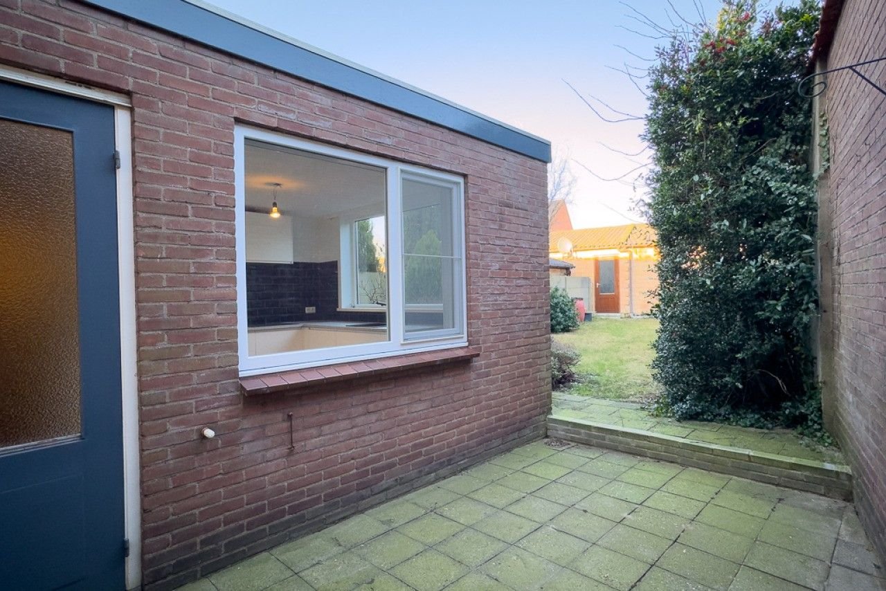 Fijne woning met garage en nieuwe keuken - Afbeelding 20