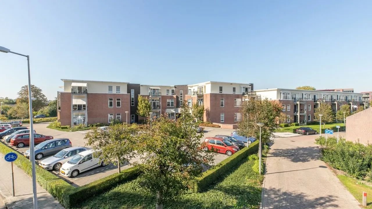 Comfortable 55+ apartment in Brielle - Image 22