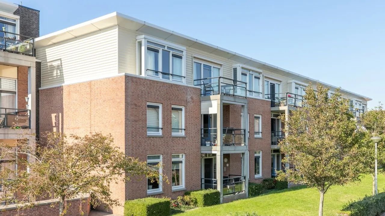 Comfortable 55+ apartment in Brielle - Image 1