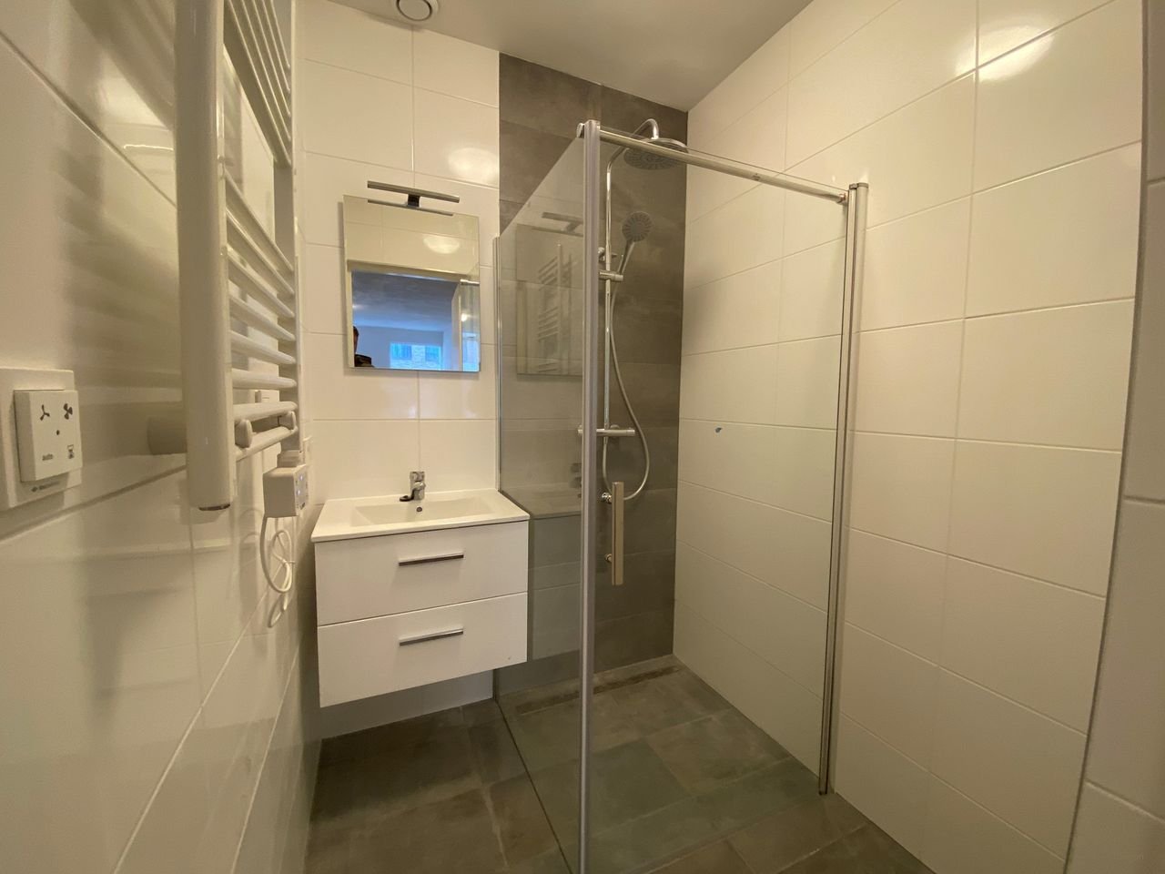 Kamer met eigen keuken vlak bij UMCG - Afbeelding 3