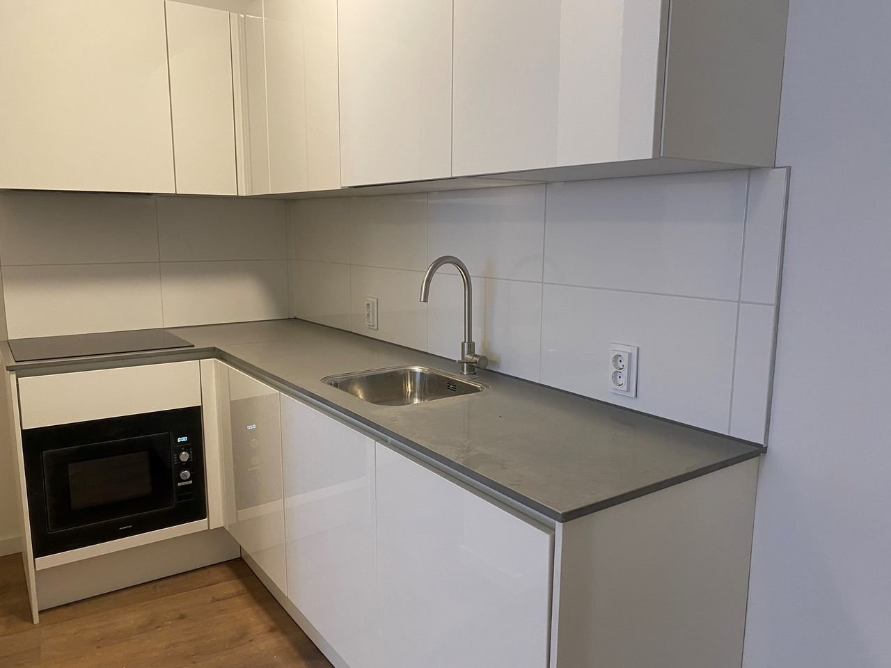 Kamer met eigen keuken vlak bij UMCG - Afbeelding 5