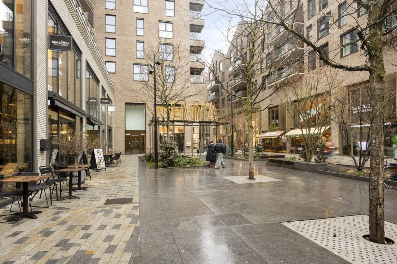 Modern stadsappartement met balkon - Afbeelding 3