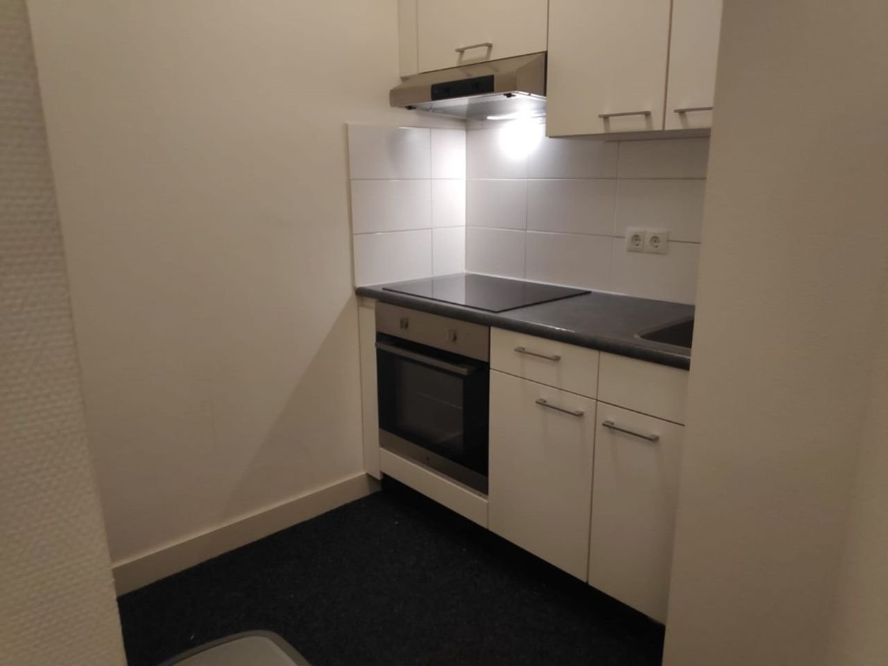 Studio met eigen keuken en terras - Afbeelding 6