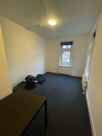 Studio met eigen keuken en terras - Afbeelding 5