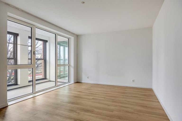 Spacious 4-room apartment Leiden - Image 4