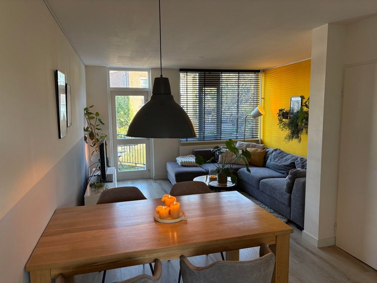 Gerenoveerde maisonette in Schrijversbuurt - Afbeelding 2