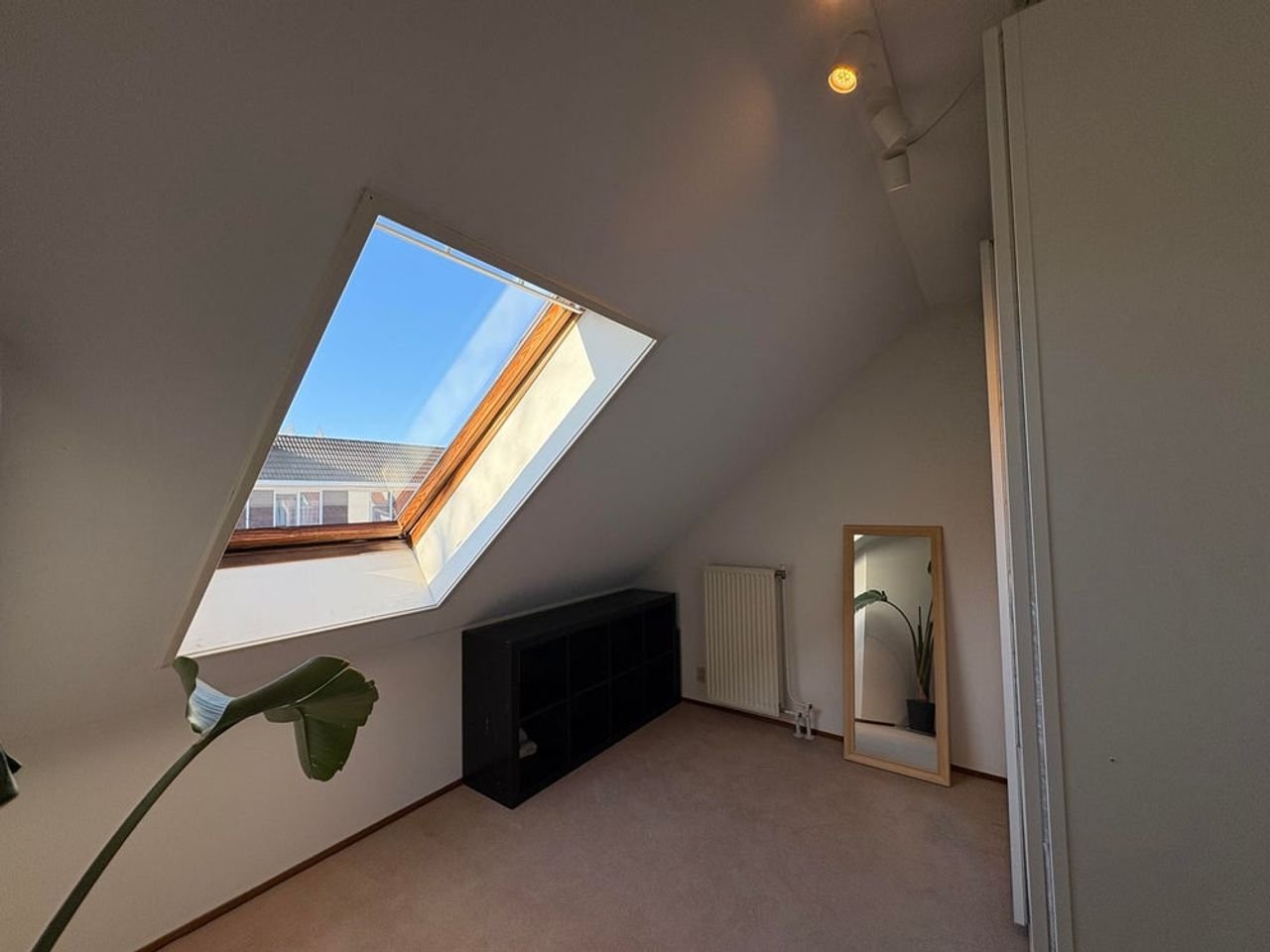 Gerenoveerde maisonette in Schrijversbuurt - Afbeelding 10