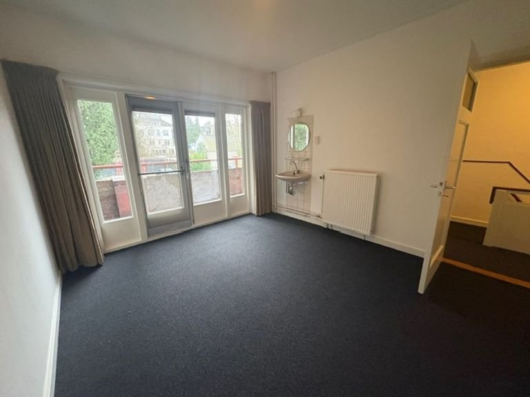 Hoekwoning Utrecht-Oost met tuin en parkeren - Afbeelding 11